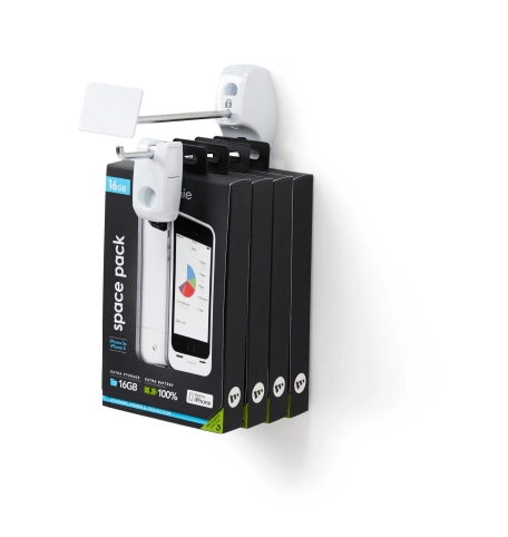 Flex Lock display with phone accessories