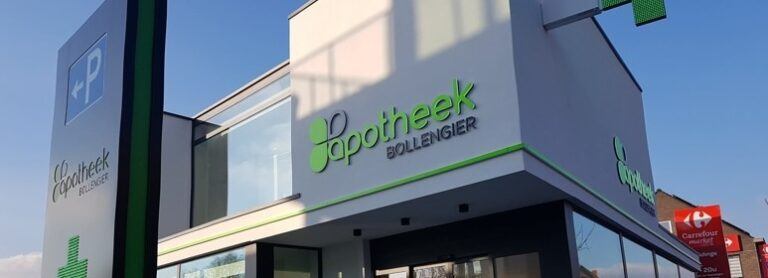 Apotheek Bollengier enhances customer service with versatile POS stand.