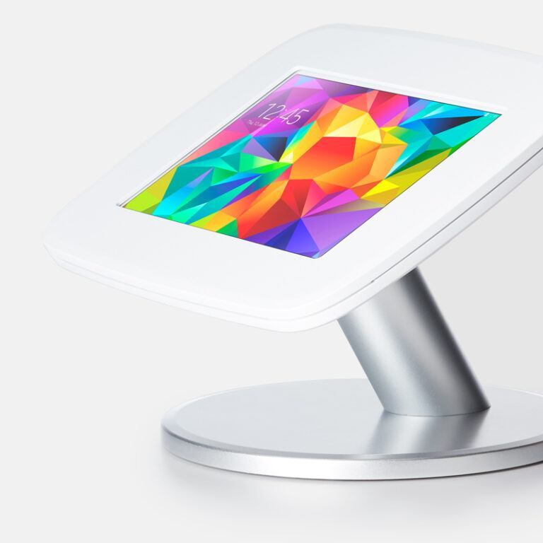 The new CT200: the perfect fixed tablet display.
