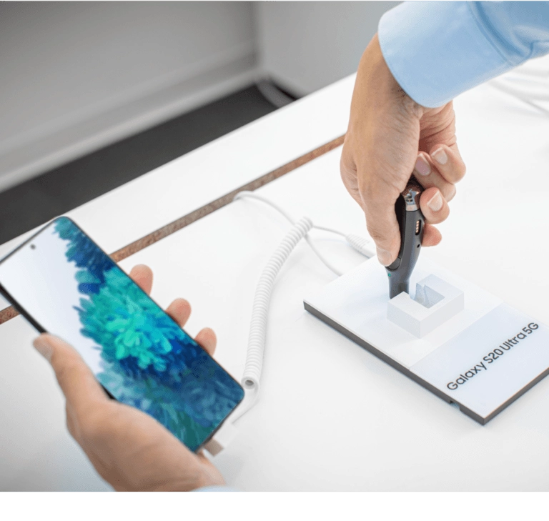 Cell phone secure and being unlocked with OneKEY