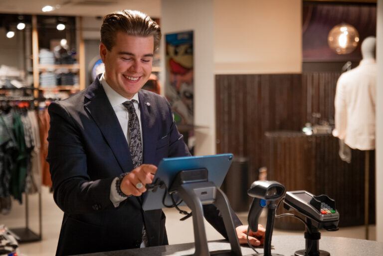 The NE360C assists in a better in-store customer experience at Only For Men.