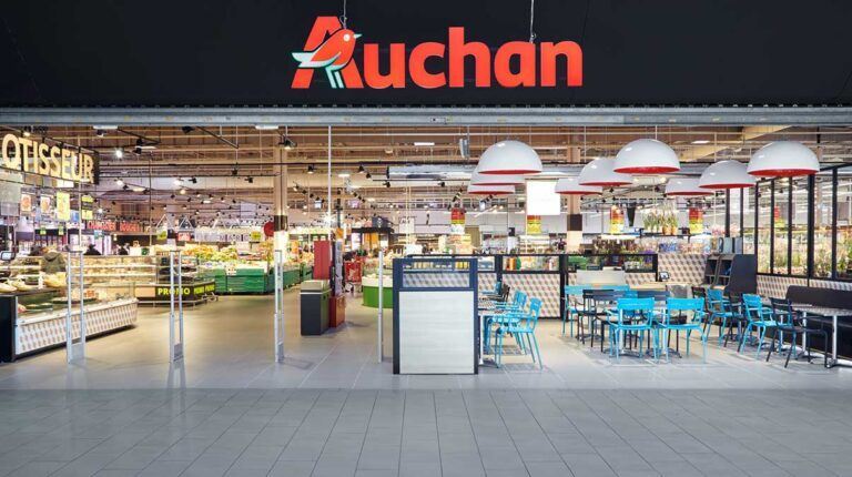 Auchan Store exterior