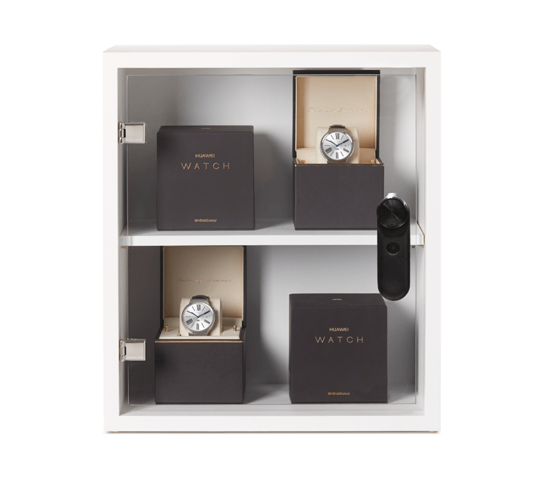LIVE Cam Lock in black protecting watches
