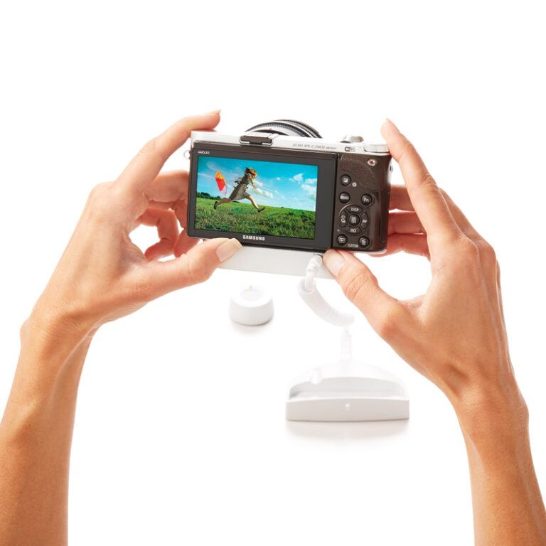 InVue provides a notable solution for Samsung at EXPO COMM China 2014