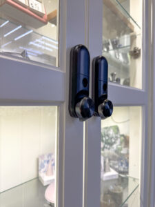 Halldór Ólafsson Úr og Skartgripir_InVue Jewelry Locks Jewelry Security Jewelry Locks with no keys