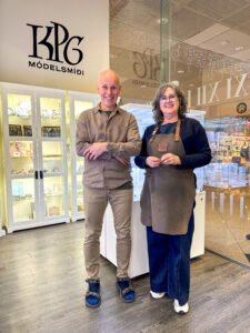 Halldór Ólafsson Úr og Skartgripir_InVue Jewelry Locks Jewelry Security Jewelry Locks with no keys